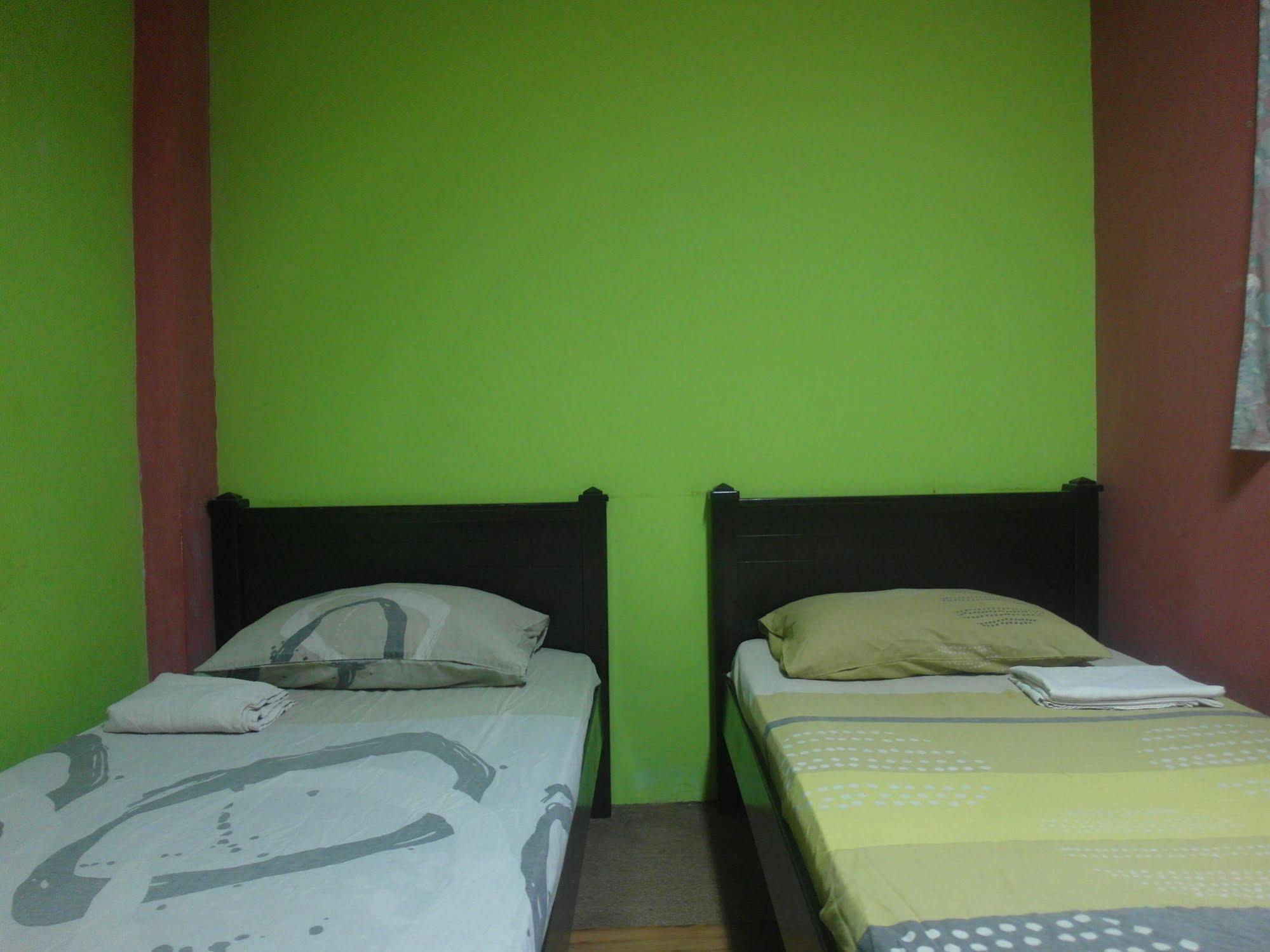 Guest house Oasis 2*